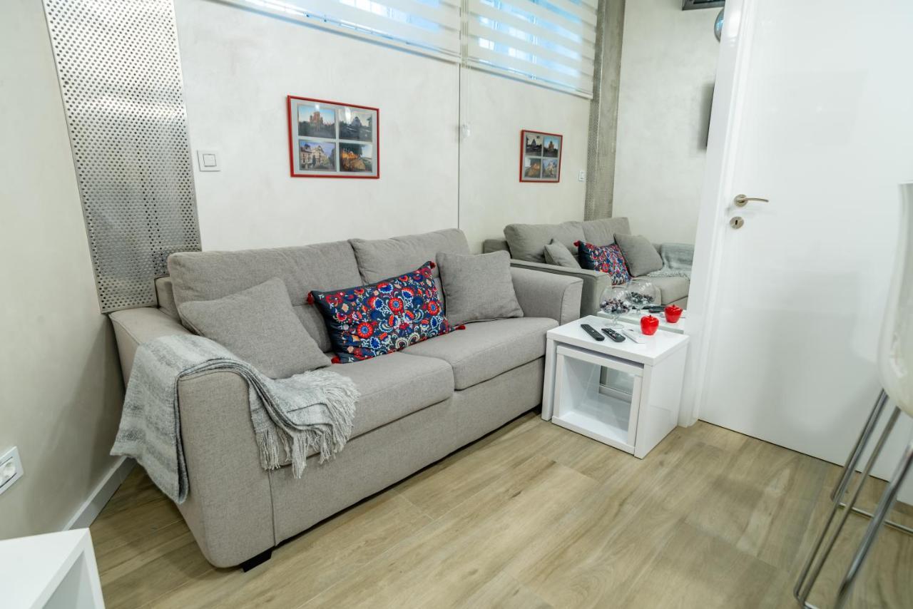 Lirra Luxe - Central Belgrade Apartments ภายนอก รูปภาพ