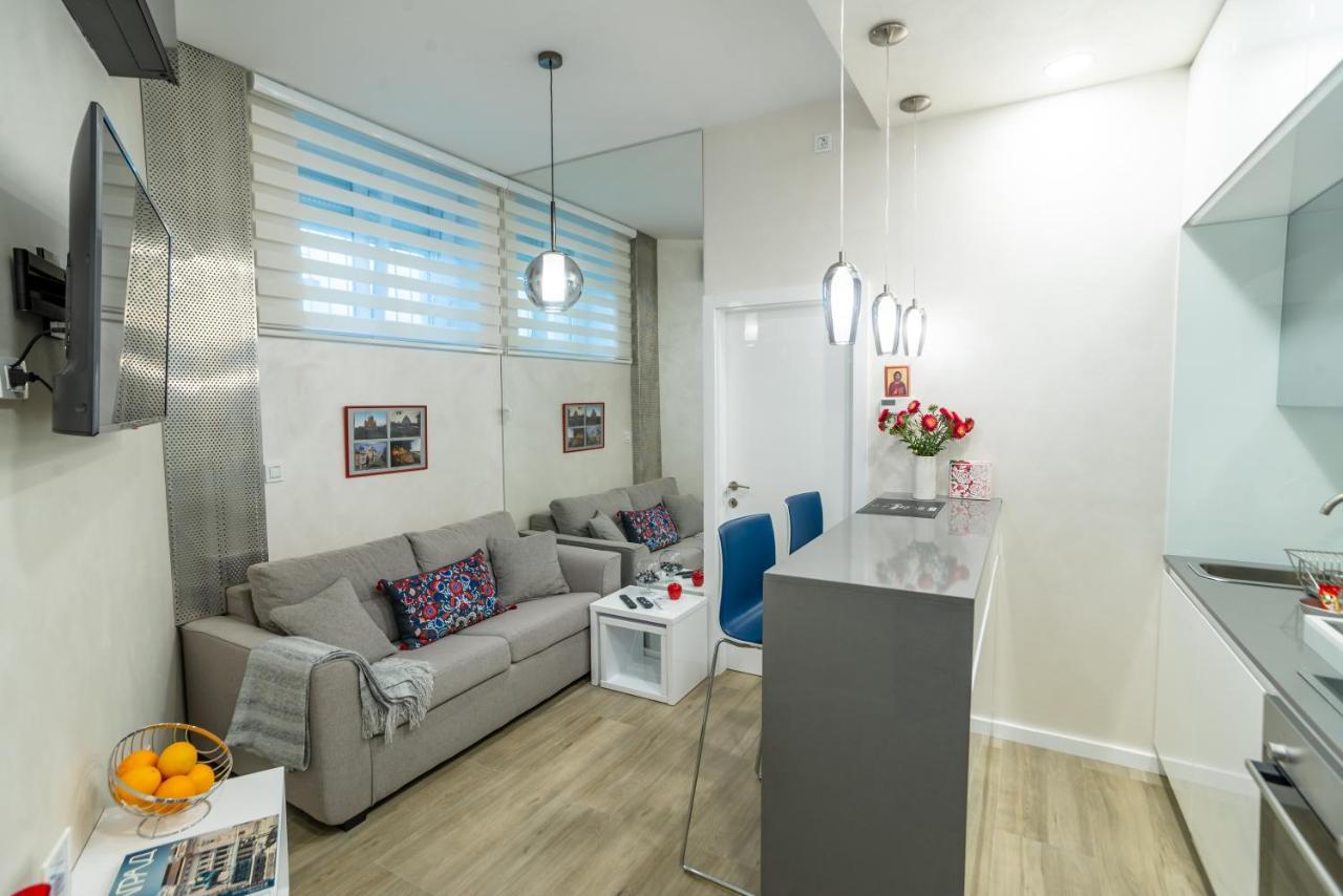 Lirra Luxe - Central Belgrade Apartments ภายนอก รูปภาพ