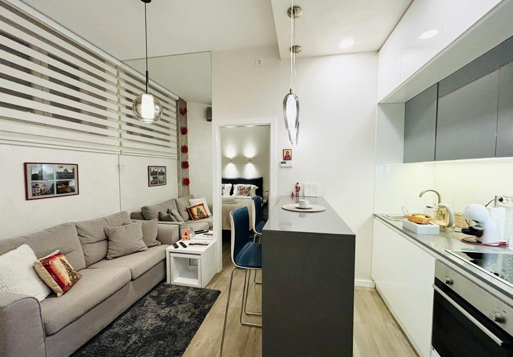 Lirra Luxe - Central Belgrade Apartments ภายนอก รูปภาพ